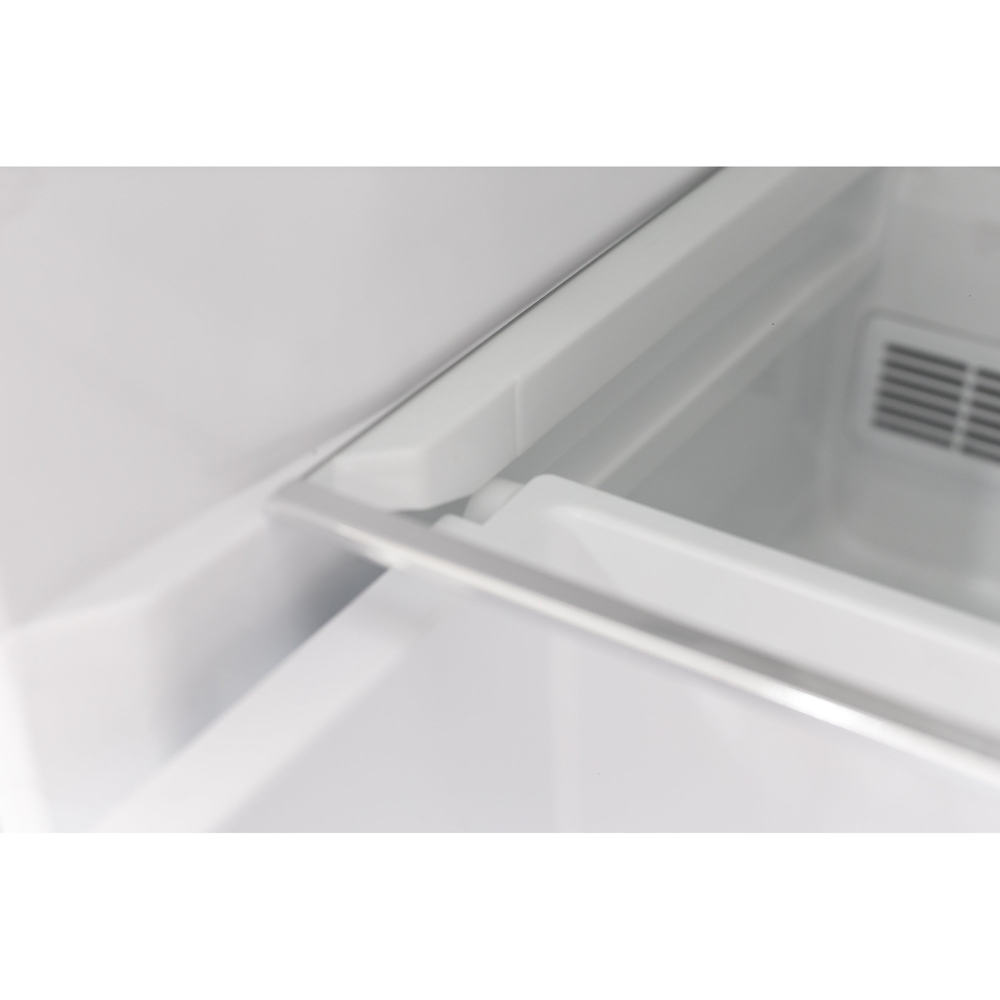 ������������ ����������� SCANDILUX RBI238T Total No Frost